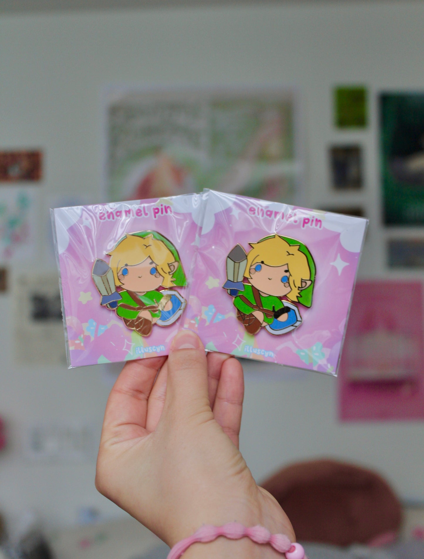 Link Enamel Pin