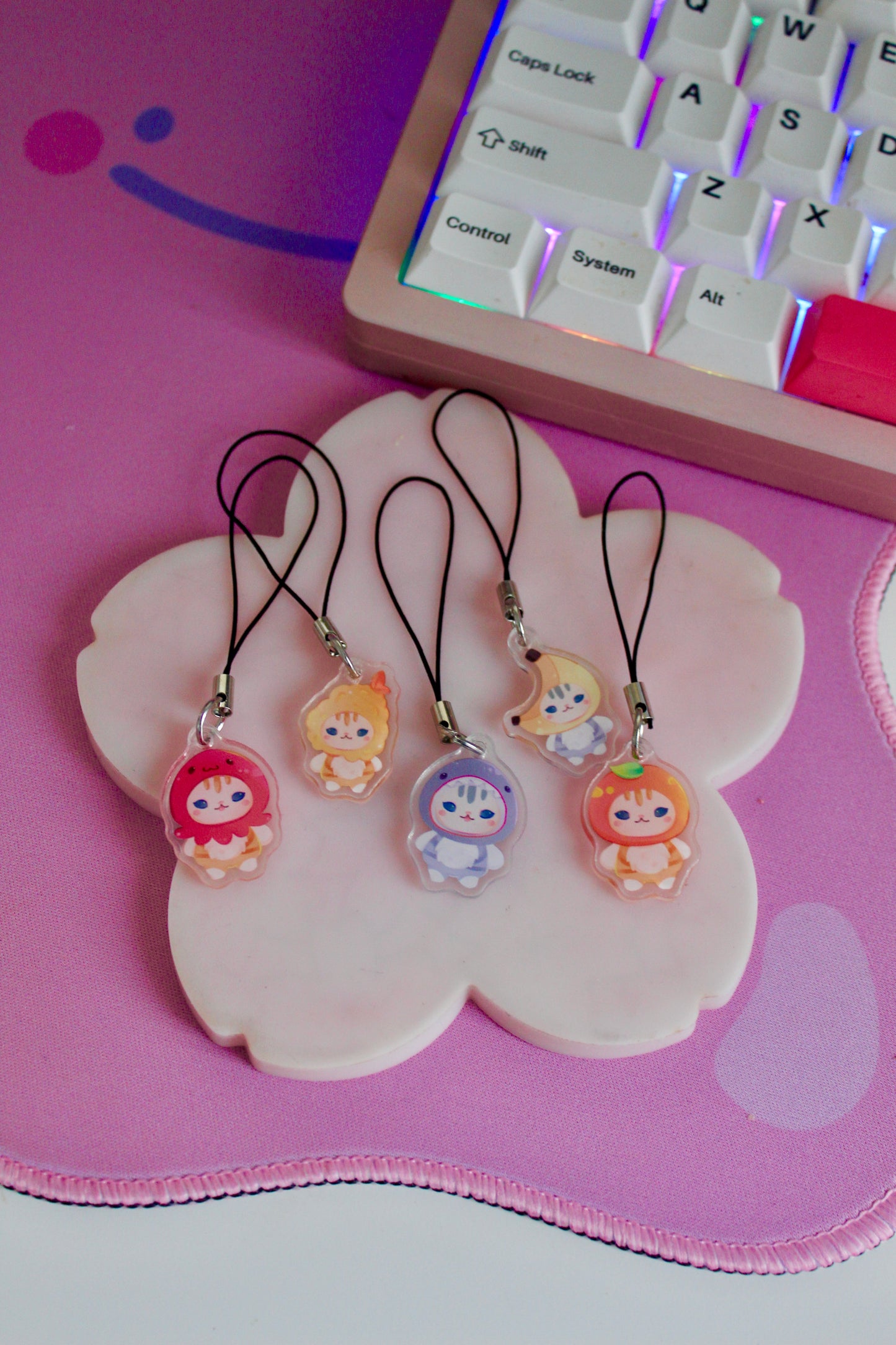 Mofusand Phone Charms